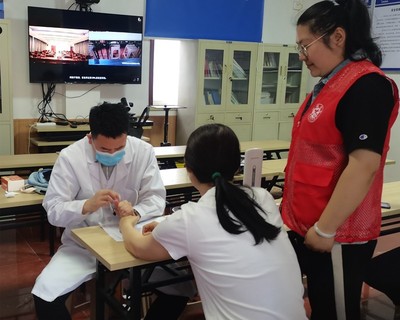 鄭州市金水區(qū)國(guó)基路街道開展中醫(yī)健康科普咨詢活動(dòng)